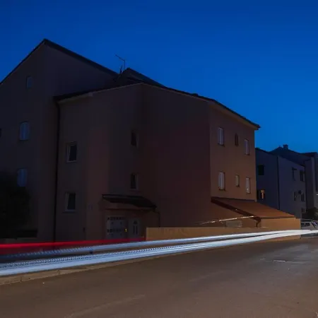 Apartment Novalja Exterior photo