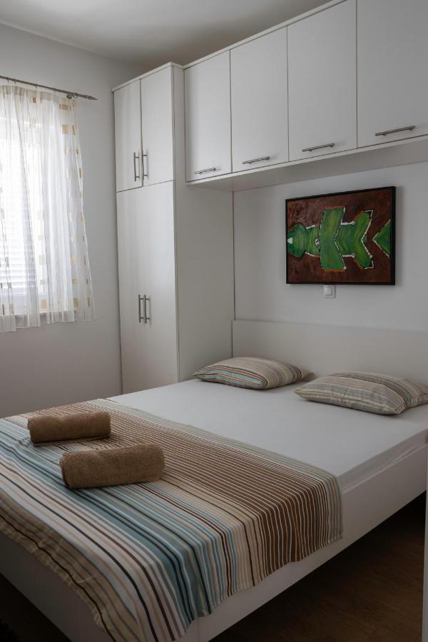 Apartment Apartment Novalja Novalja